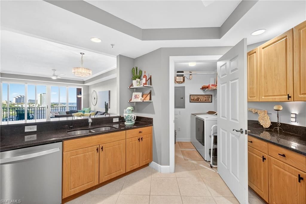 2743 1st St, Unit 701, Fort Myers, FL 33916 Photo