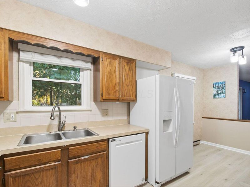 1501 Rolling Meadows Drive, Vermilion, OH 44089 Photo 20