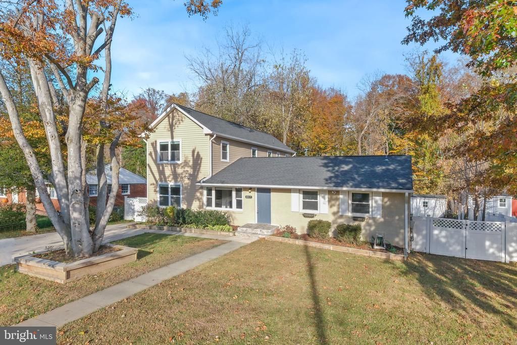 8817 Lagrange Street, Lorton, VA 22079 Main Photo