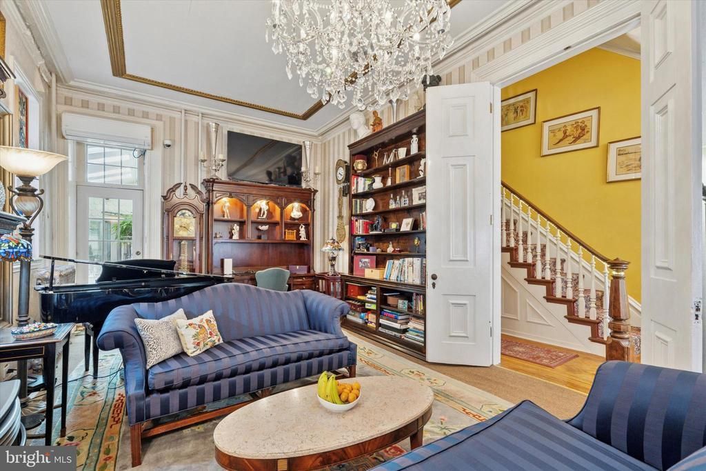 168 GAY STREET, PHILADELPHIA, PA 19127