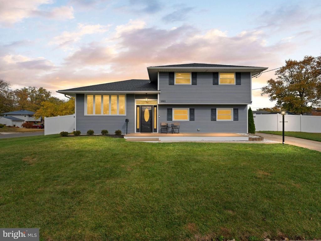 1001 Lynwood Lane, Somerdale, NJ 08083 Main Photo