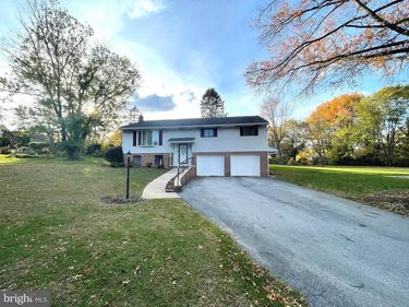 397 VESPER ROAD, HERSHEY, PA 17033