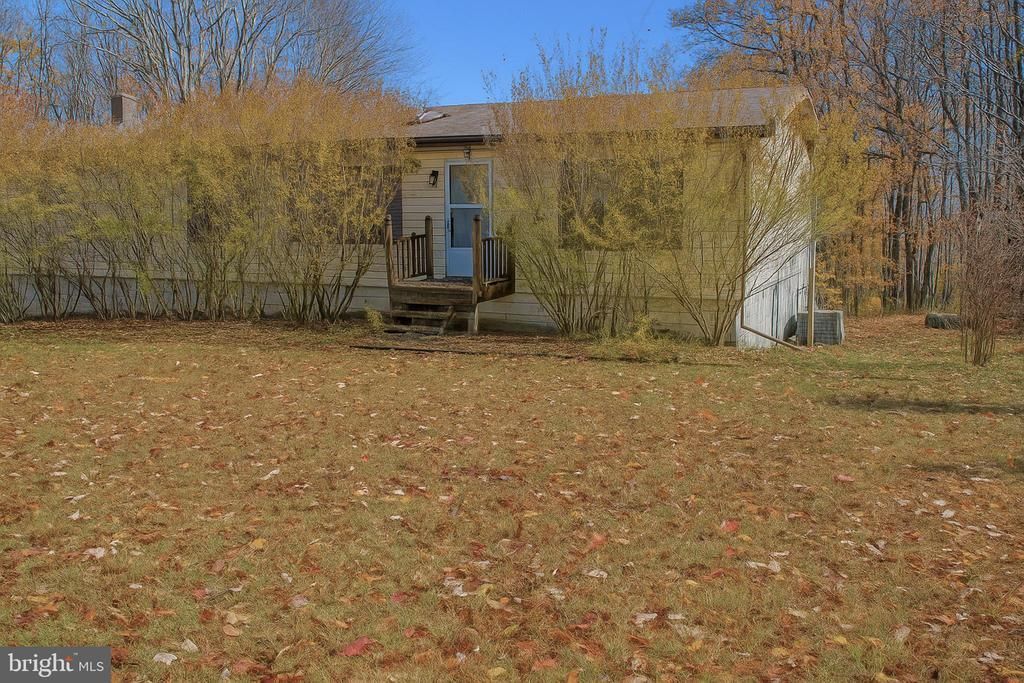 210 Lakeview Drive, Grantsville, MD 21536 Main Photo