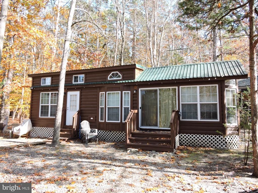 724 Monmouth Road, Unit 8, Cream Ridge, NJ 08514 Main Photo