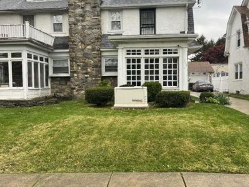 114 E Parkway Avenue, Chester, PA 19013 Main Photo