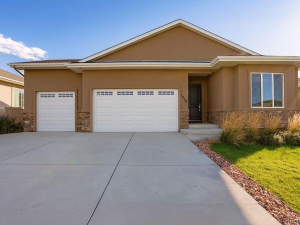1918 Cuchara Drive , Pueblo, CO 81001