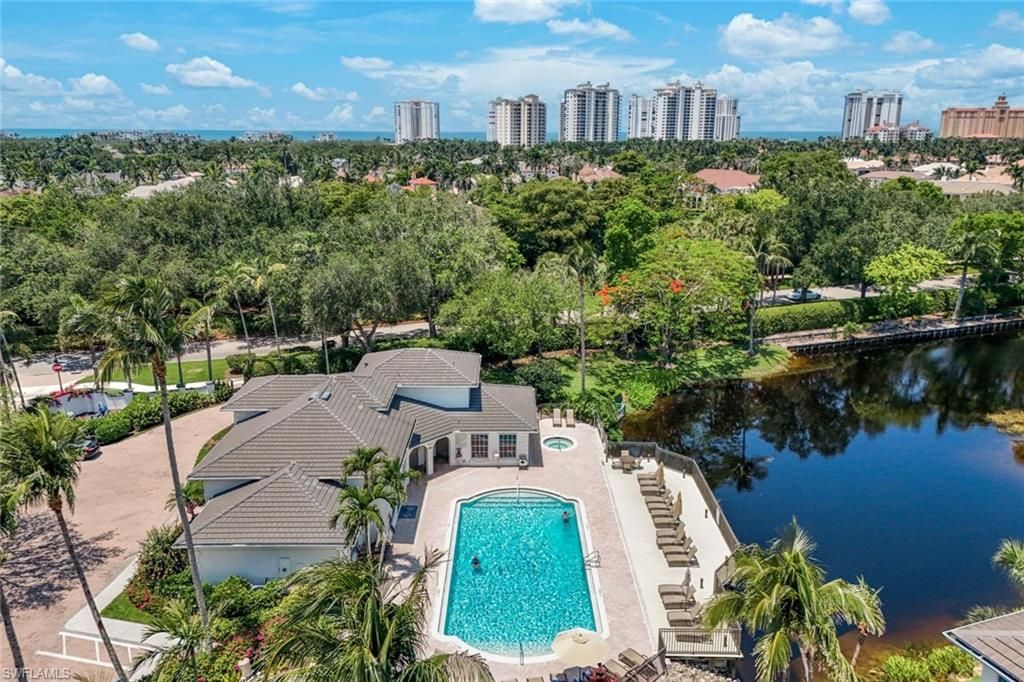 795 Bentwater Cir, Unit 202, Naples, FL 34108 Photo