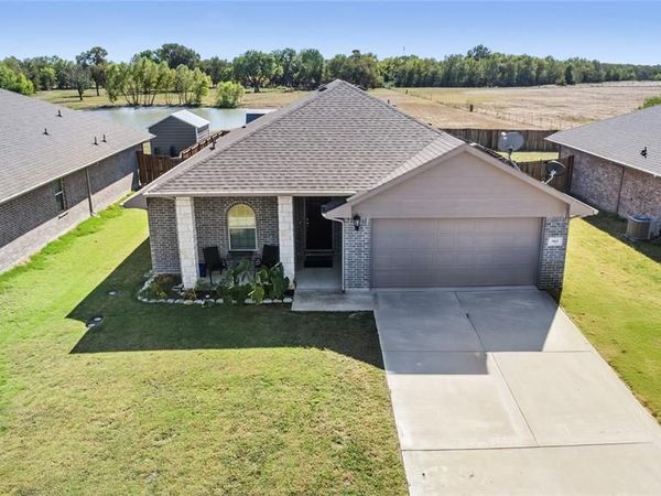 503 Cottage Row, Mabank, TX 75147