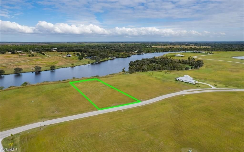 22797 Yellow Button Ln, Alva, FL 33920 Photo