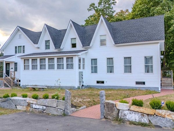 383 Owl Street, Campton, NH 03223