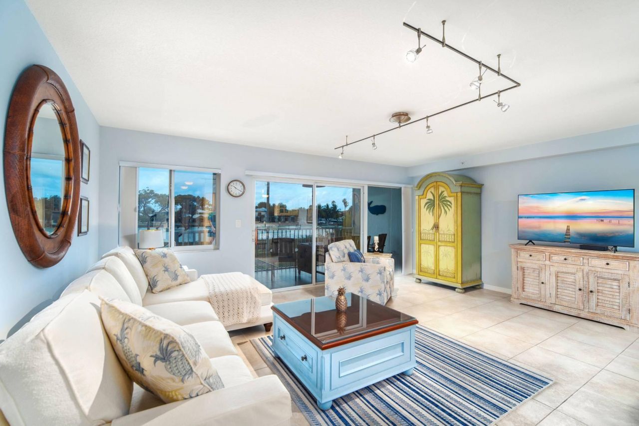 95 Coco Plum Drive, Unit 4C, Marathon, FL 33050 Photo