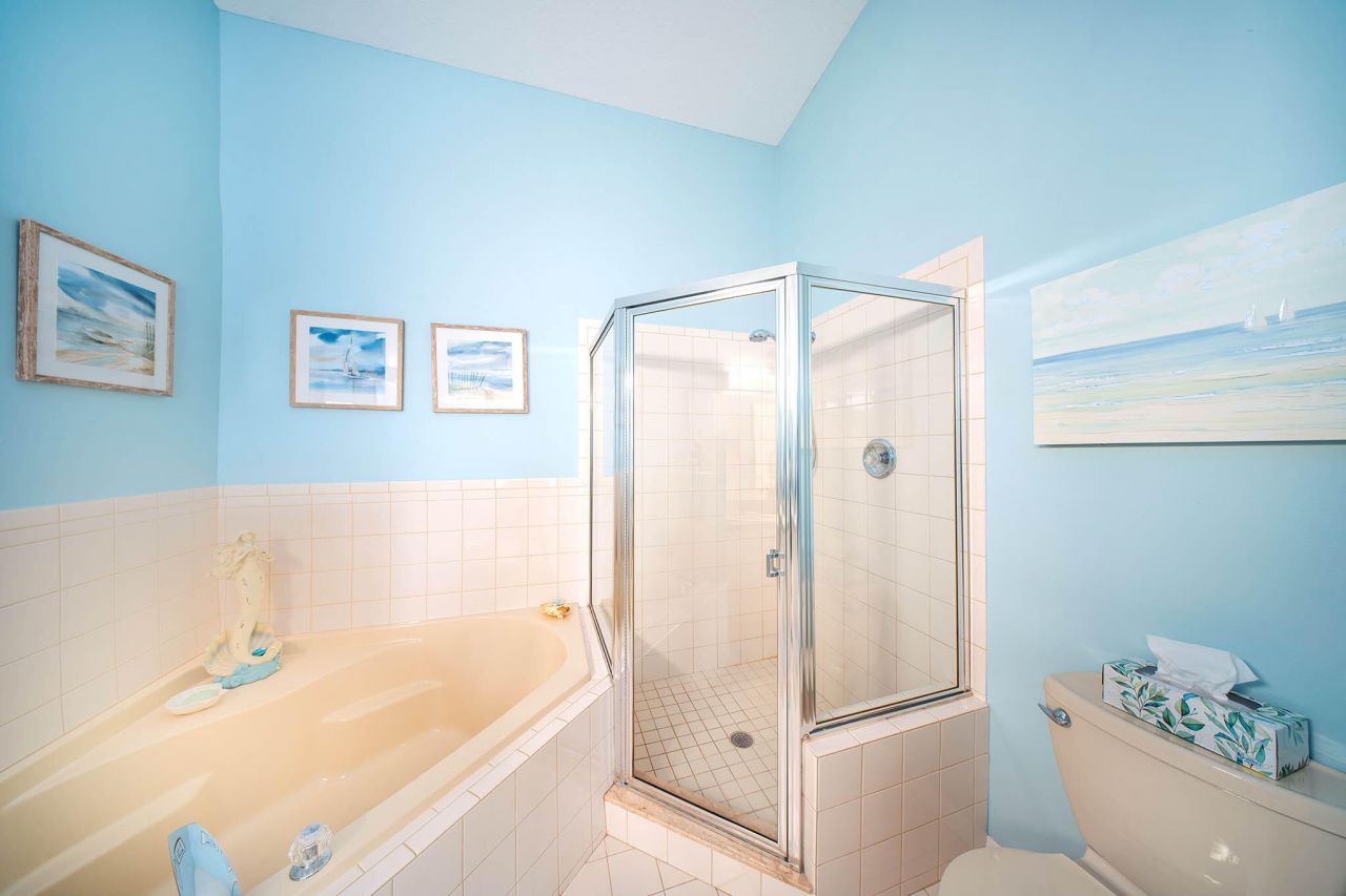 95 Coco Plum Drive, Unit 4C, Marathon, FL 33050 Photo