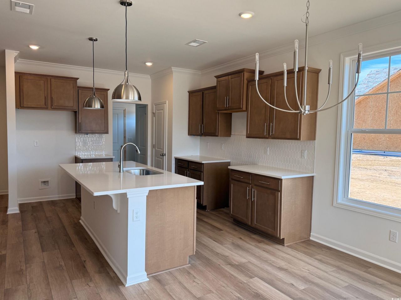 118 Cascade Dr. Photo 4