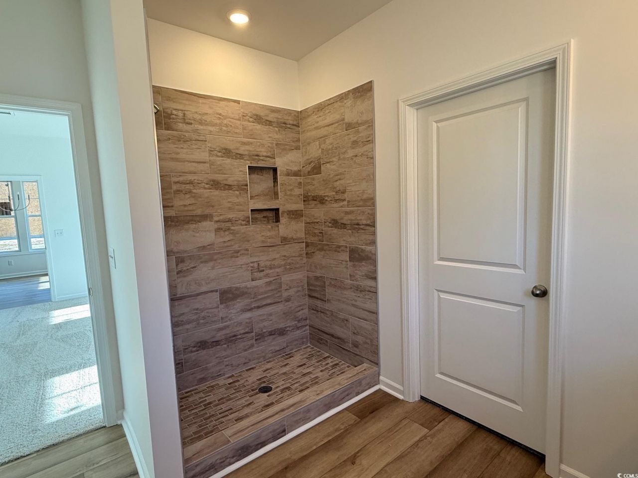 118 Cascade Dr. Photo 8