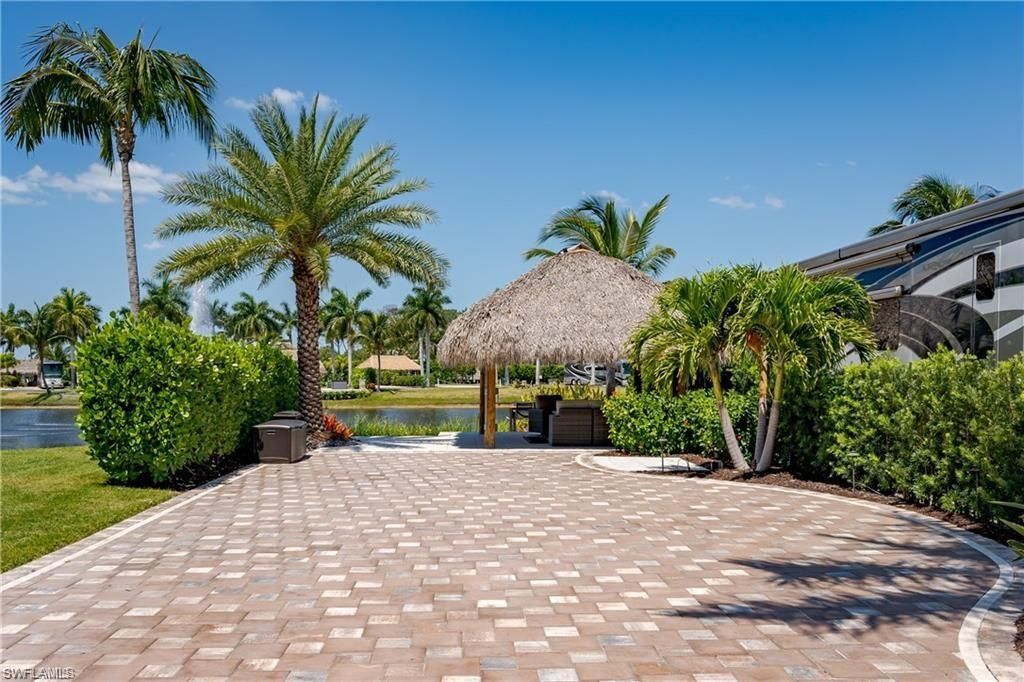13461 Ladyfish Ln, Naples, FL 34114 Photo