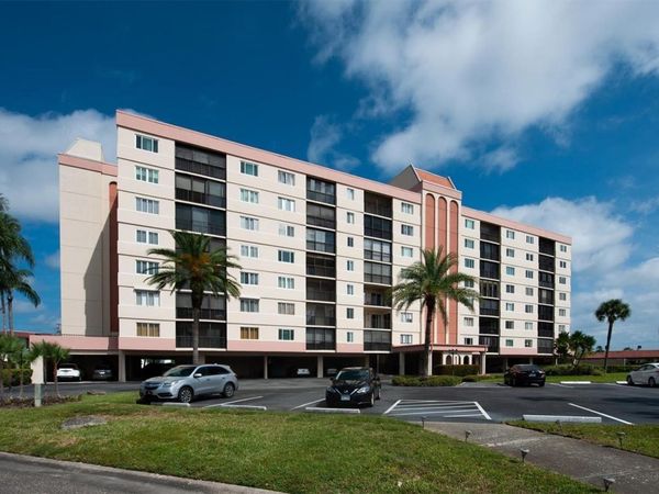 19029 US HIGHWAY 19 N, Unit 9-403, CLEARWATER, FL 33764