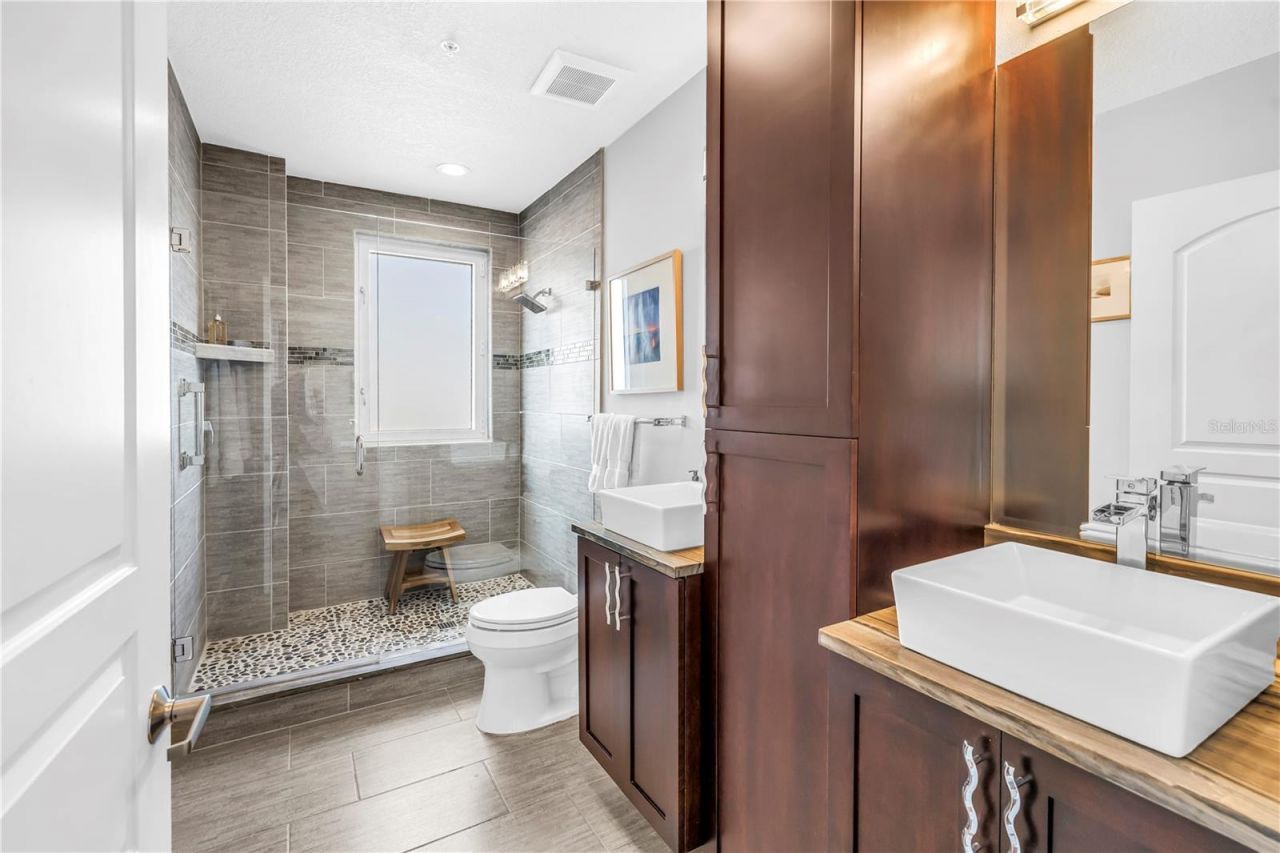 288 Beach Drive Ne, Unit 6B, Saint Petersburg, FL 33701 Photo