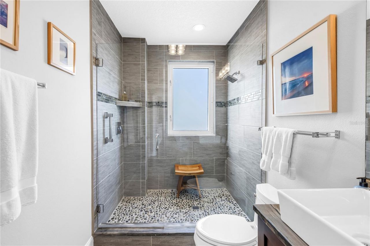 288 Beach Drive Ne, Unit 6B, Saint Petersburg, FL 33701 Photo