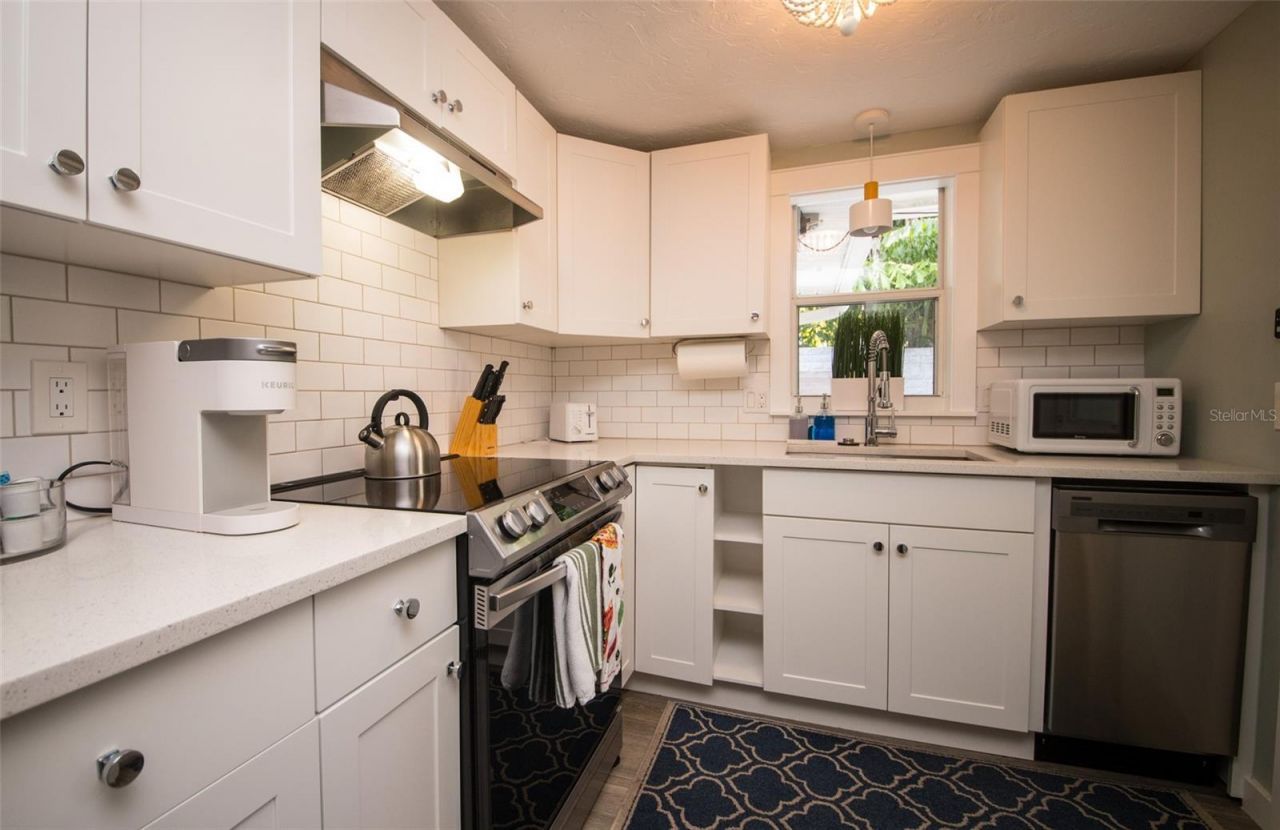 1805 Ivanhoe Street, Sarasota, FL 34231 Photo