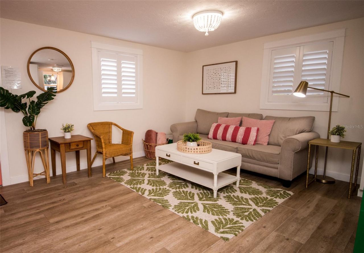 1805 Ivanhoe Street, Sarasota, FL 34231 Photo