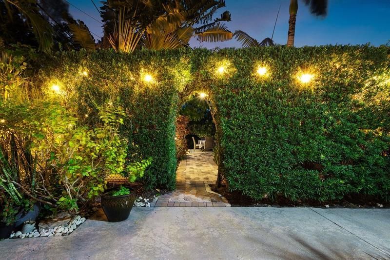 615 & 617 NE & 617 9th Avenue, Fort Lauderdale, FL 33304 Photo