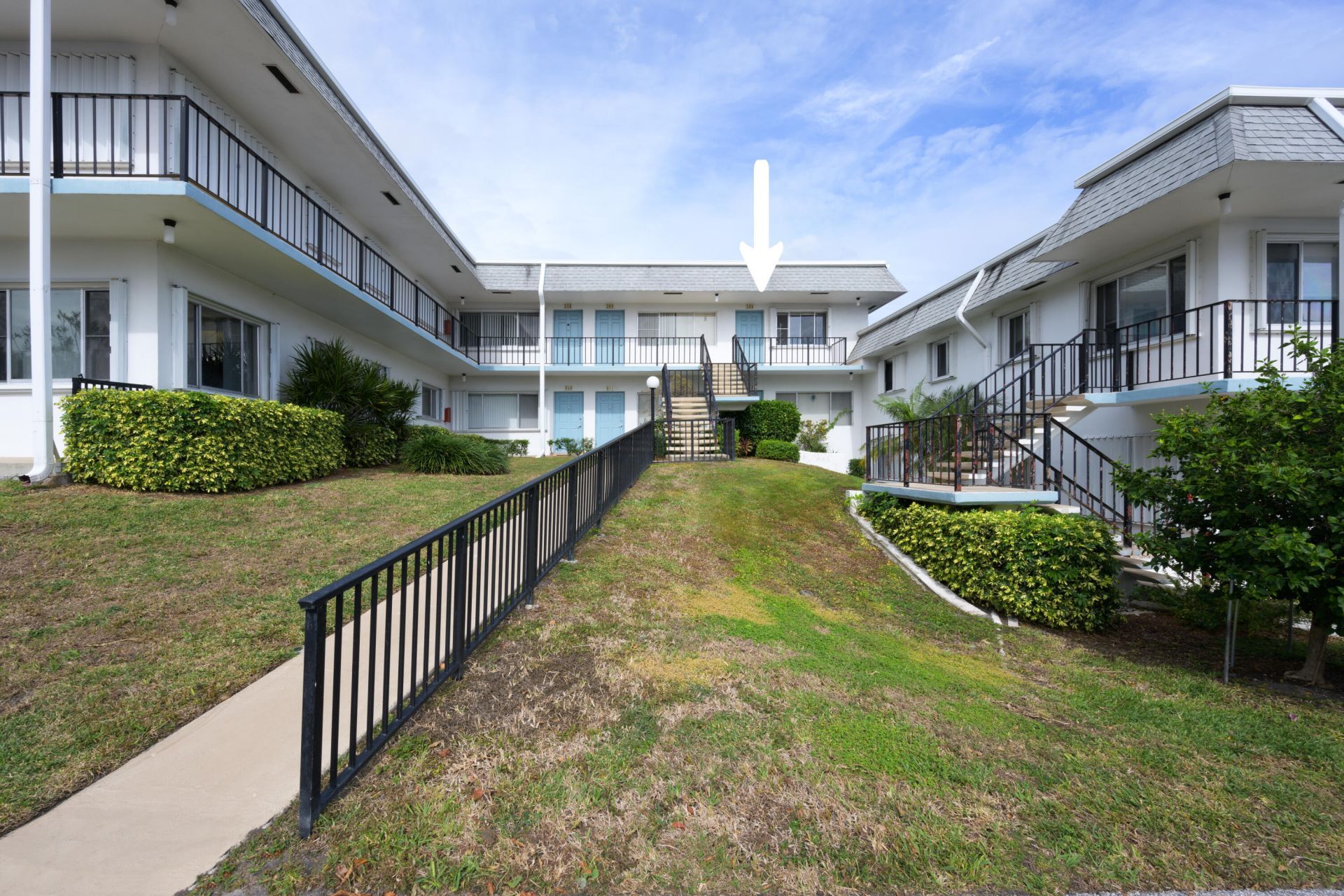 3402 Cynthia Lane, Unit 208, Lake Worth Beach, FL 33461 Photo