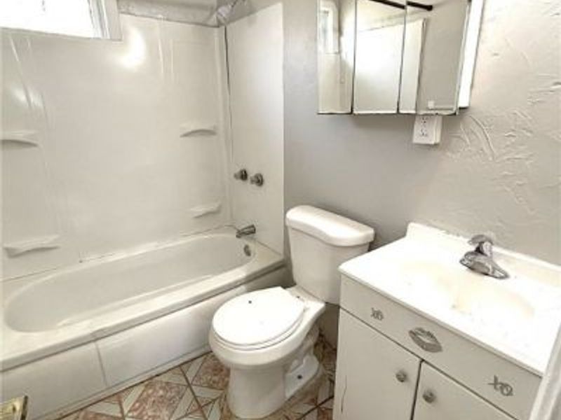 12510 Summerland Avenue, Cleveland, OH 44111 Photo 12