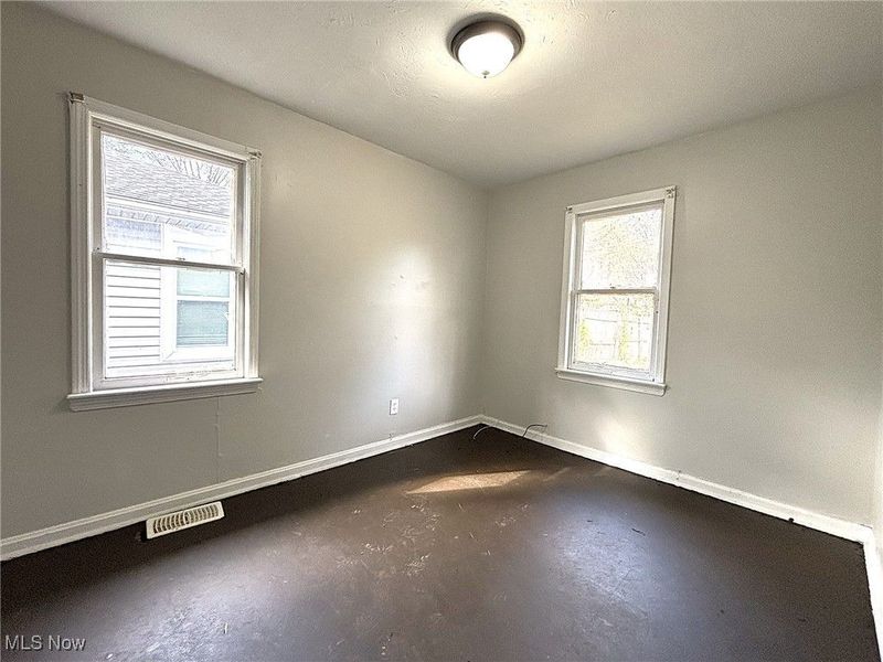 12510 Summerland Avenue, Cleveland, OH 44111 Photo 14