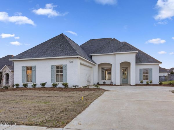 436 Aurora Circle, Canton, MS 39046