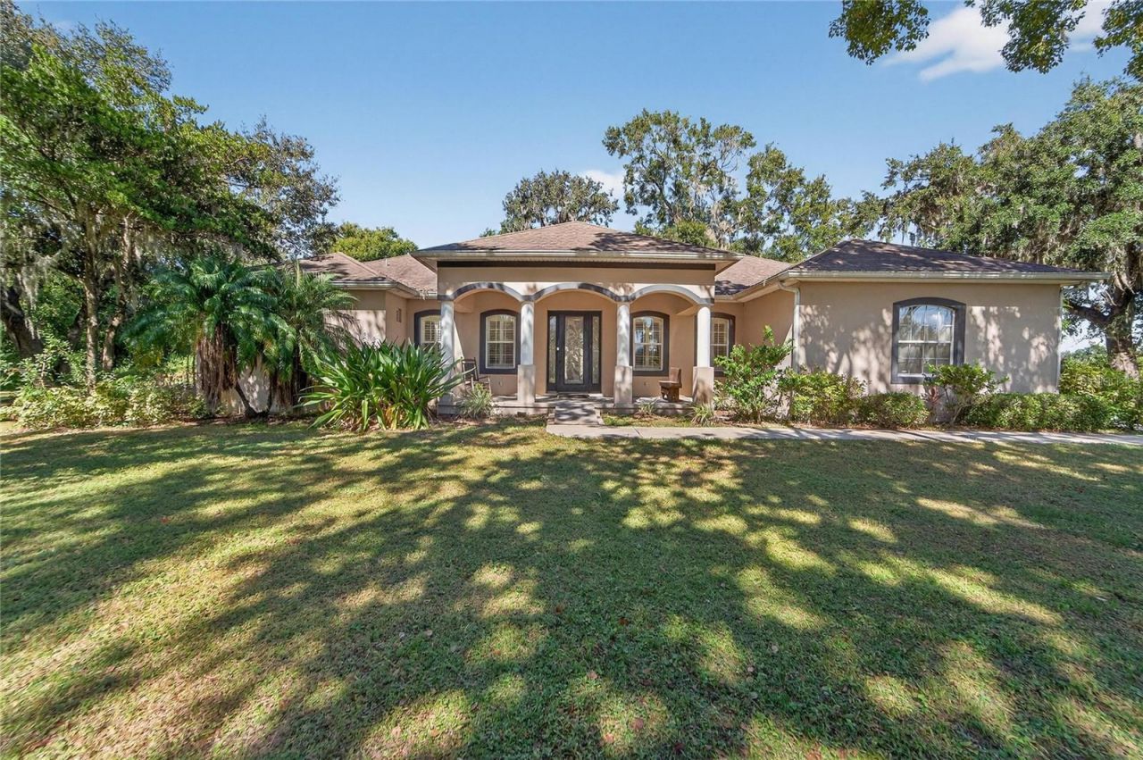 332 Holloway Road, Plant City, FL 33567 Photo