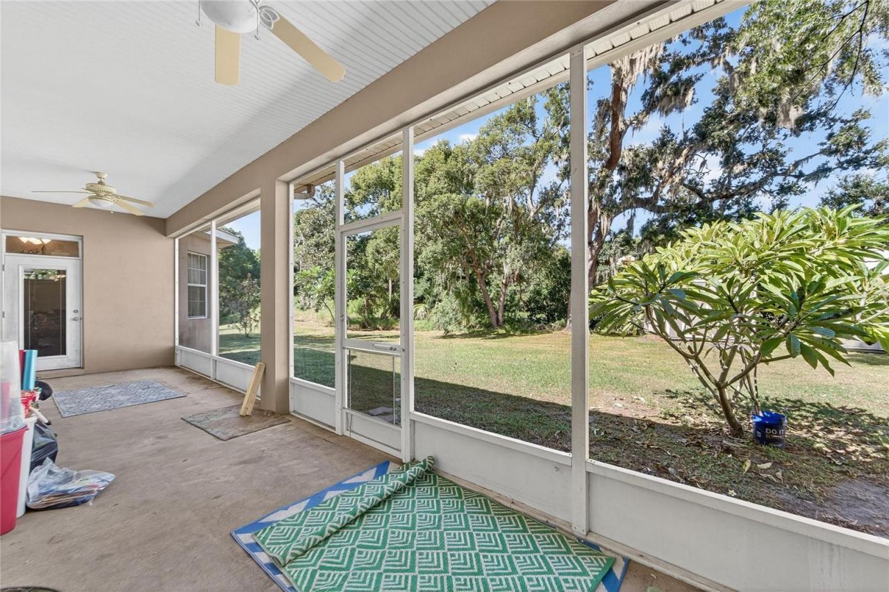 332 Holloway Road, Plant City, FL 33567 Photo