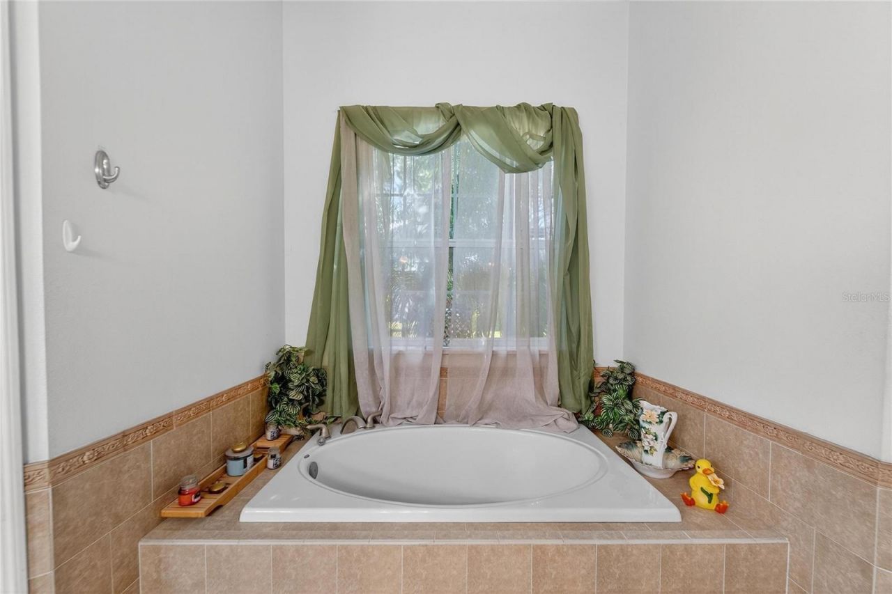 332 Holloway Road, Plant City, FL 33567 Photo