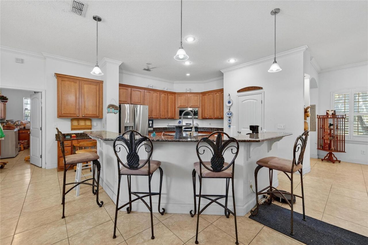 332 Holloway Road, Plant City, FL 33567 Photo