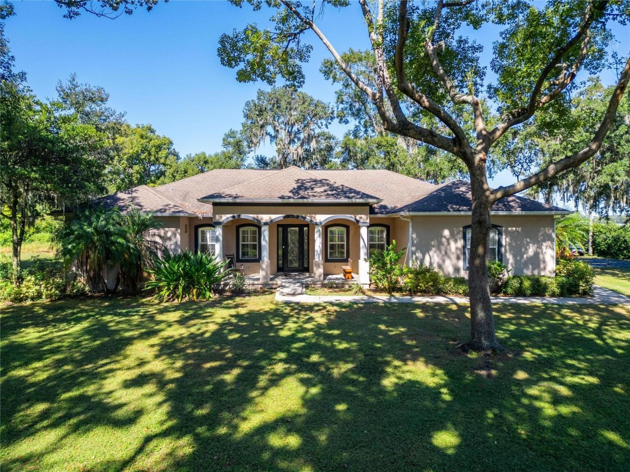 332 Holloway Road, Plant City, FL 33567 Photo