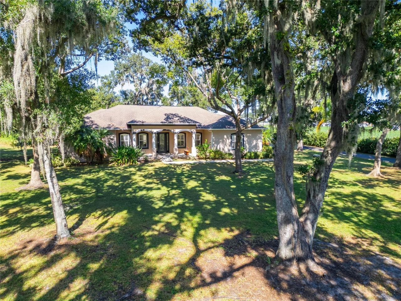 332 Holloway Road, Plant City, FL 33567 Photo