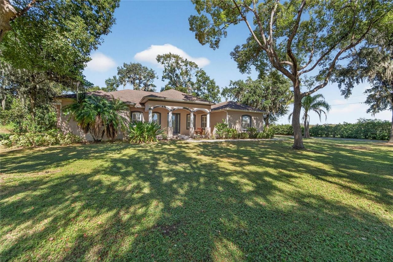 332 Holloway Road, Plant City, FL 33567 Photo