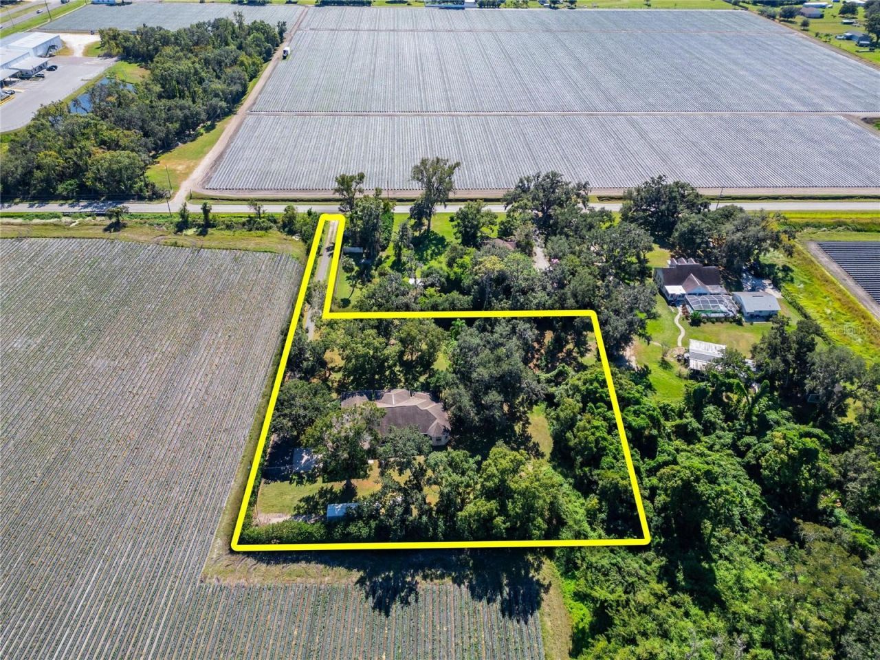 332 Holloway Road, Plant City, FL 33567 Photo