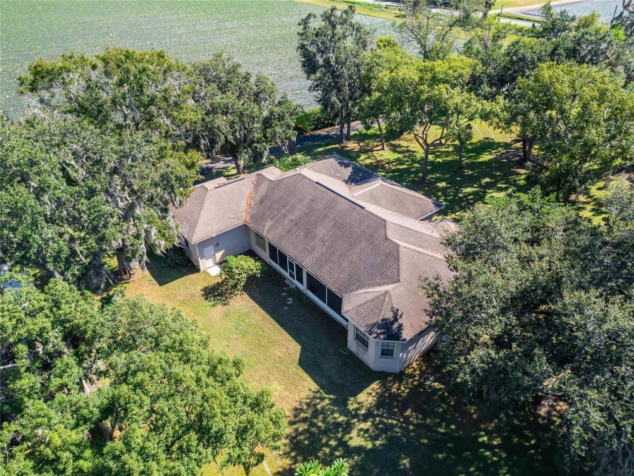 332 Holloway Road, Plant City, FL 33567 Photo