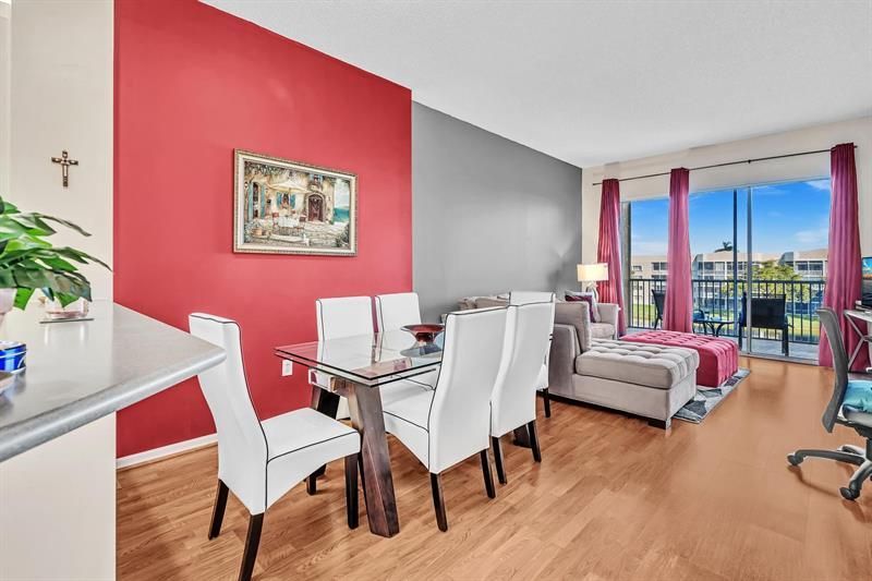 7802 Trent Drive, Unit 406, Tamarac, FL 33321 Photo