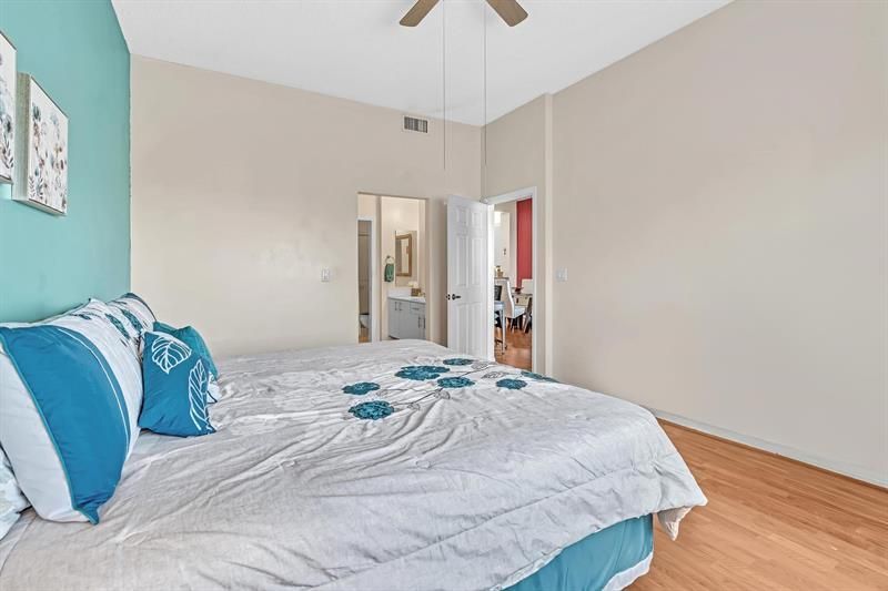 7802 Trent Drive, Unit 406, Tamarac, FL 33321 Photo