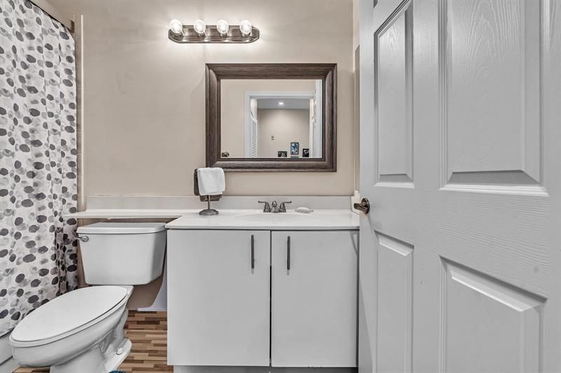 7802 Trent Drive, Unit 406, Tamarac, FL 33321 Photo