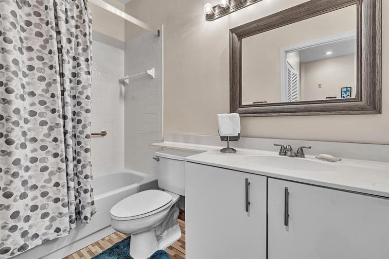 7802 Trent Drive, Unit 406, Tamarac, FL 33321 Photo