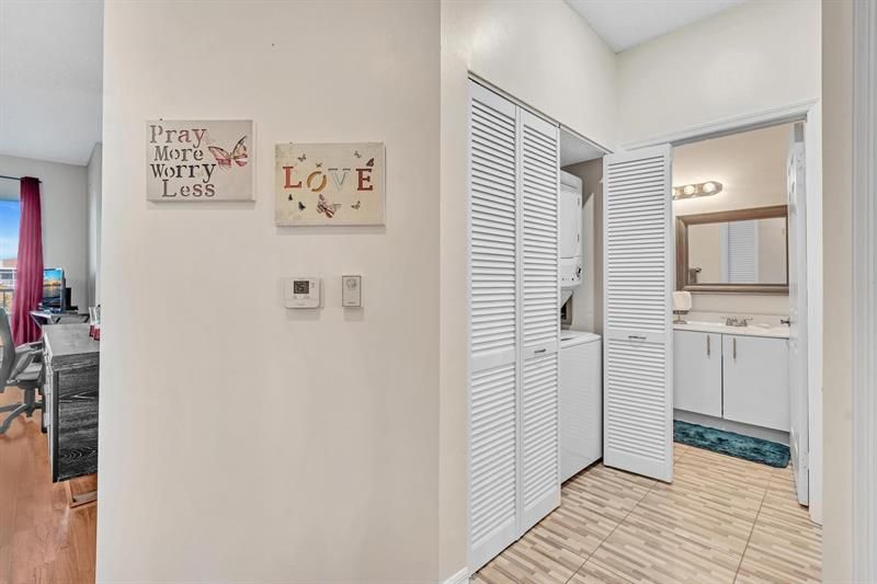 7802 Trent Drive, Unit 406, Tamarac, FL 33321 Photo