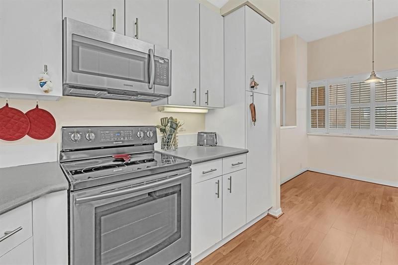 7802 Trent Drive, Unit 406, Tamarac, FL 33321 Photo