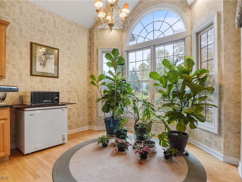 6460 Saint Augustine Drive NW, Canton, OH 44718 Photo 14