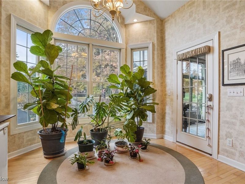 6460 Saint Augustine Drive NW, Canton, OH 44718 Photo 15