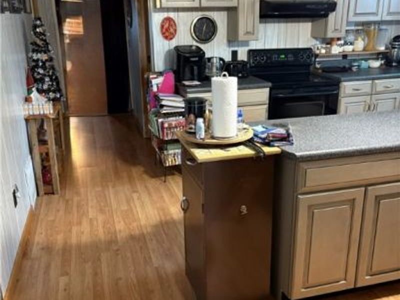 7785 Jewell Greenville Road, Kinsman, OH 44428 Photo 10