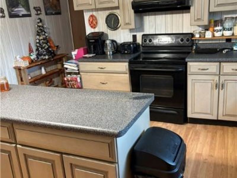 7785 Jewell Greenville Road, Kinsman, OH 44428 Photo 17