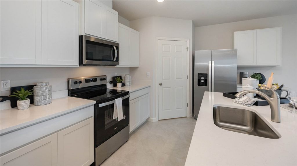 526 Saunders Terrace, Sebastian, FL 32958 Photo