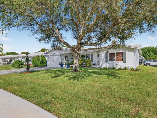 2550 E Golf Boulevard, Pompano Beach, FL 33064